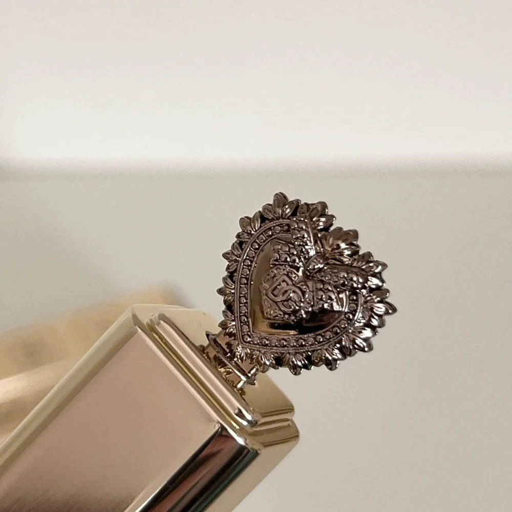 Dolce & Gabbana 16 hour liquid Lipstick